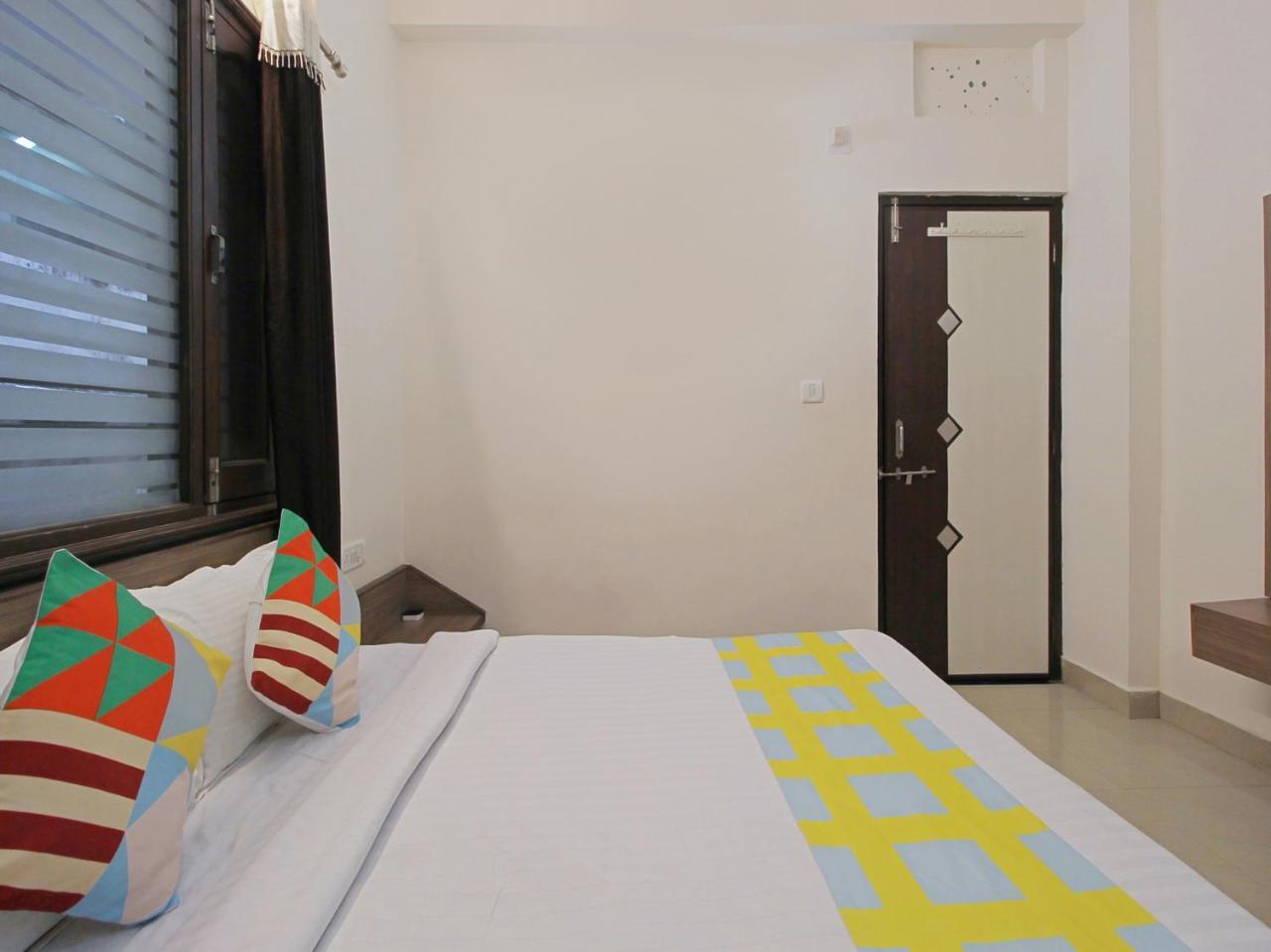 Elegant 1Br Stay In Mount Abu Central Extérieur photo