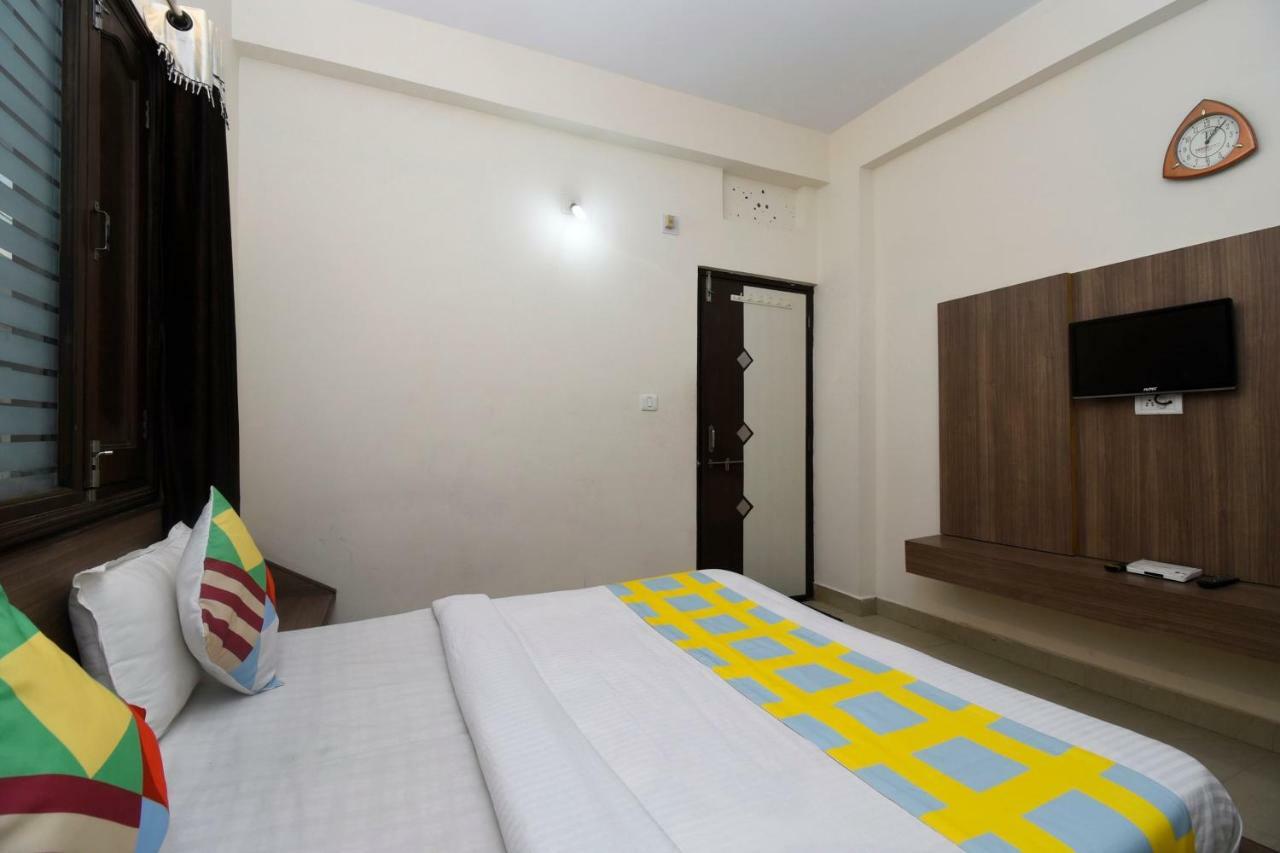 Elegant 1Br Stay In Mount Abu Central Extérieur photo